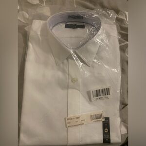 Banana Republic Men’s standard fit white shirt size M